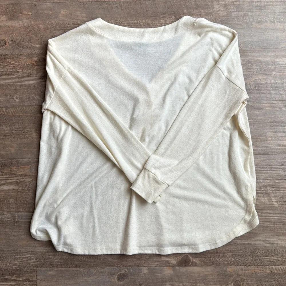 Urban Outfitters Long Sleeve Shirt